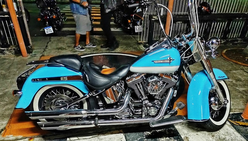 Harley Davidson Deluxe