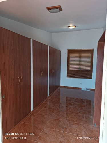Imagen 6 de 12 de En Venta Hermosa Quinta En Los Overos, Urb. Agua Miel - La Encrucijada