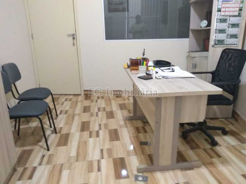 Imagem 1 de 4 de Excelente Sala Comercial No Centro - Casl00021