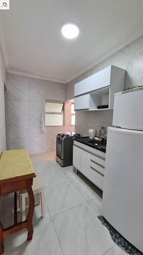 Imagem 15 de 17 de Praia Das Astúrias - Frente Para O Mar - 3 Dormitórios ( 1 Suíte ) - Reformado - Sala Para 3 Ambientes - Sacada - 1 Vaga De Garagem - Lazer - Ap05714 - 69226634
