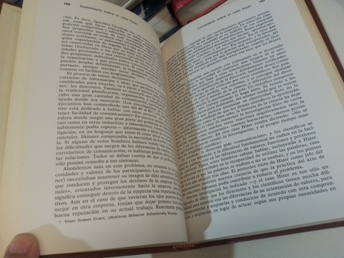 Ejecutivos Y Científicos - Ralph M. Hower / Charles D. Orth (Usado)
