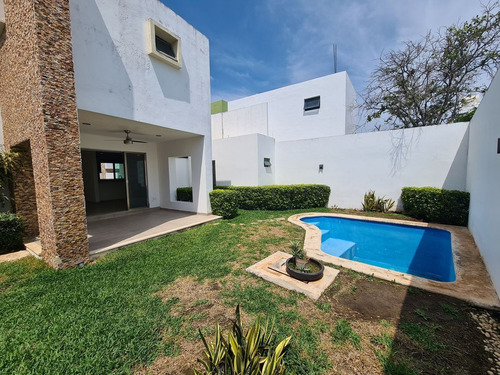 Imagen 22 de 24 de Casa En Renta De 3 Recámaras Y Piscina En Palmerales De Alta