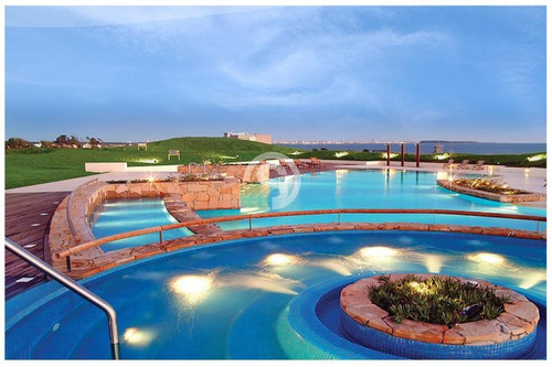 Apartamento En Venta - Mansa- Ref: 1999