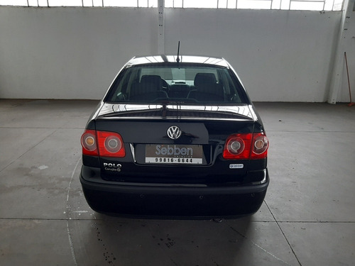 Volkswagen Polo Sedan 2009 1.6 Vht Total Flex 4p