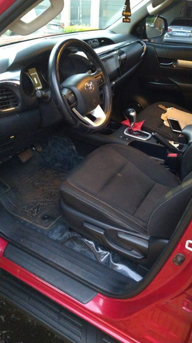 Imagen 5 de 5 de Toyota Hilux Srv At6 2019