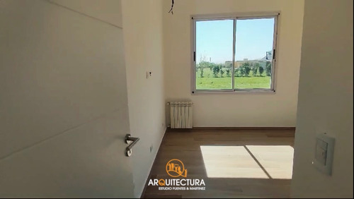 Casa 4 Dorms A Estrenar En Comarcas De Luján San Roque
