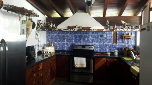 Imagen 5 de 13 de Vendo Casa 500m2 4h+s/4b+s/3p Lomas De Chuao 9941