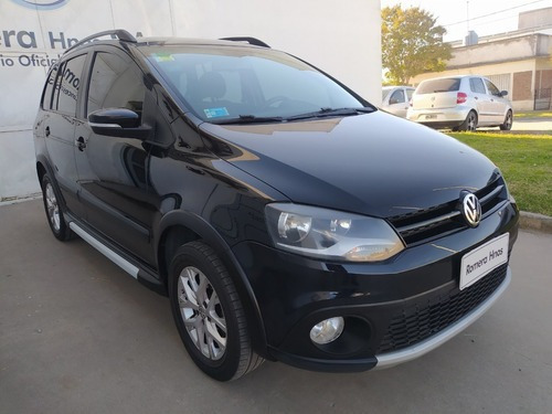 Imagen 5 de 8 de Vw Suran Cross Highline 2013 Romera Hnos Balcarce