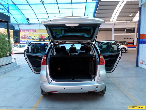 Imagen 14 de 25 de Citroën C4 Picasso 2.0 Confort