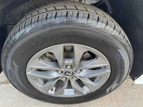Toyota Sienna 3.5 Le At