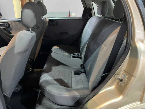 Imagem 11 de 15 de Chevrolet Corsa Hatch Maxx 1.0 8v 4p 2007