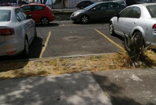 Departamento De Recuperacion Bancaria En Av. Centenario