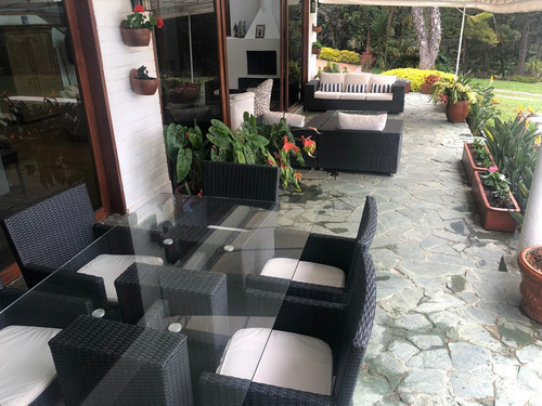 Finca En Venta, Exclusiva Parcelacion El Retiro, Antioquia