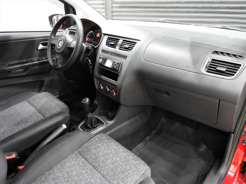 Imagem 9 de 12 de Volkswagen Fox 1.6 Mi Total Flex 8v 5p Flex Manual