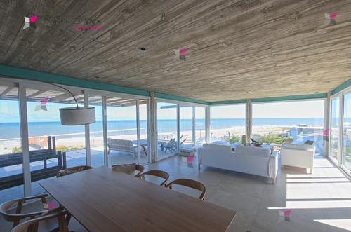 Casa En Alquiler A Metros Del Mar Con Excelente Vista 