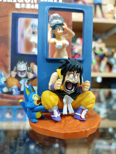 Figura Coleccio Bulma Bañándose Shancha Dragón Ball 9.5cm