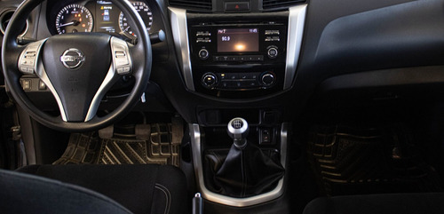 Imagen 2 de 7 de Nissan Frontier 2018 2.4 Le Mt