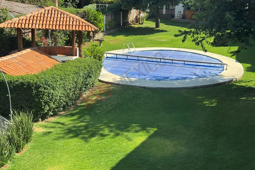 Casa En Renta En El Centro De Avándaro Con Jardin Propio De 300mt2