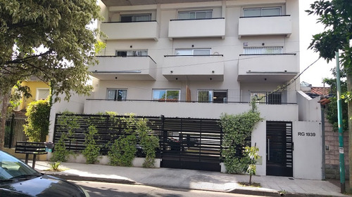 Imagen 16 de 30 de Venta Cochera Semicubierta En Olivos