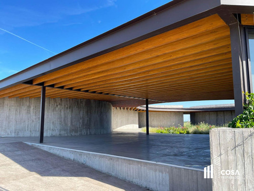 Terreno En Venta Con Excelente Orientación Vida Club De Campo Funes Santa Fe
