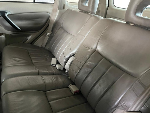 Imagen 10 de 11 de Toyota Rav4 4 Cil