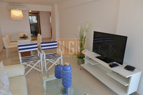 Apartamento Con Vista Espectacular, Y Con Todos Los Servicios!! -ref:15729