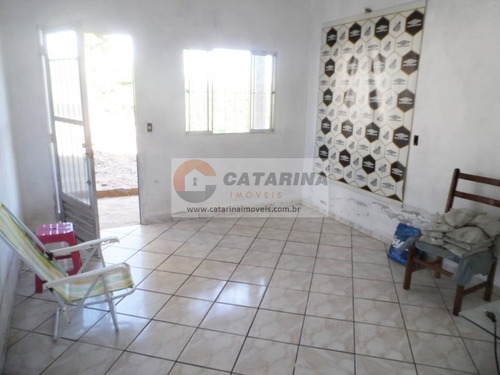 Imagem 6 de 14 de Casa Com Projeto Para Construir Em Cima.