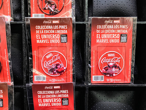 Pines Marvel Coca Cola 10-pack Colección Completa Original (Usado)