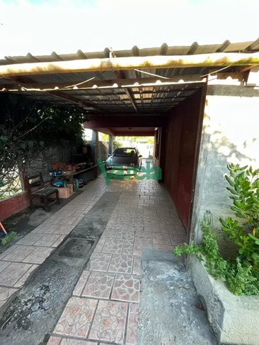 Venta De 2 Casas En Salinas Al Sur, 3 Dormitorios, Estufa Leña, Cochera X 3