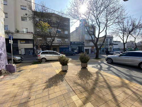 Imperdible Local Comercial - Excelente Ubicación