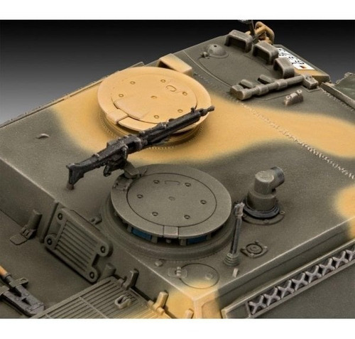 Imagen 3 de 4 de Tanque Kanonenjagdpanzer (kapaja) - 1/35 Revell 03276