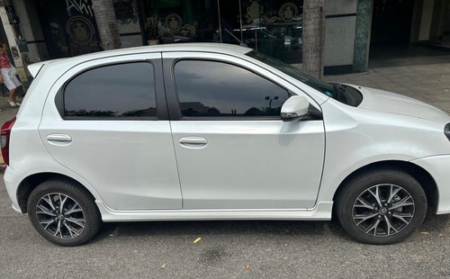 Toyota Etios 1.5 Sedan X