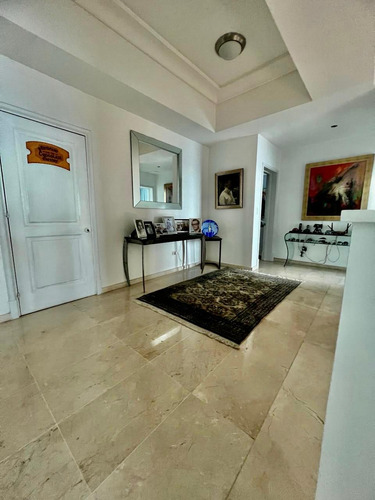 Penthouse En Malecon Center Con Impresionante Vista Al Mar De Costa A Costa, 2 Niveles, 499.65 Mt2, En Una Torre De Lujo Pisos, 28 Y 29.!
