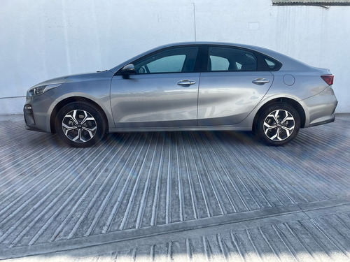 Kia Forte 2.0 Lx Mt