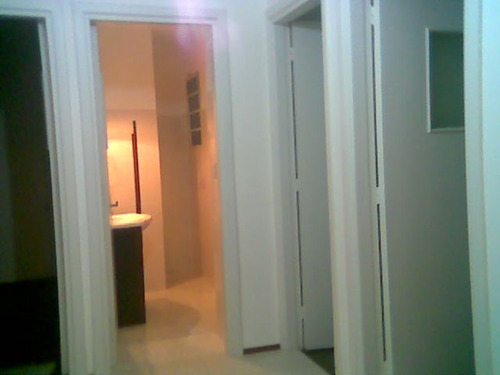 Imagen 4 de 4 de Dueño Vende. Apartamento Centro Al Frente Categoría Impecab