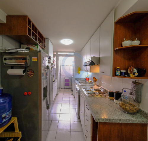 Vende Departamento, Mall Los Dominicos 4 Dormitorios, 3 Bañ