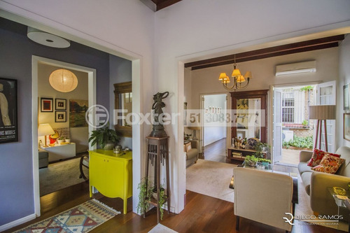 Casa, 4 Dormitórios, 200 M², Menino Deus - 170370