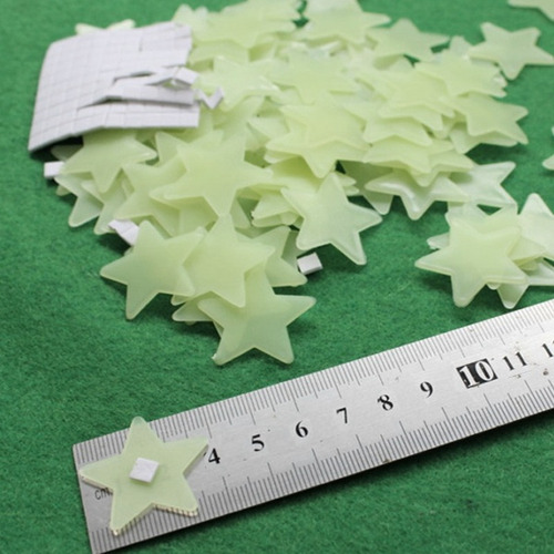 Imagen 5 de 10 de Estrellas Plasticas Fluorescentes X200 Unidades Luminosas Tamaño 3.8cm