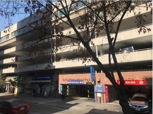 Imagen 1 de 1 de Estacionamiento En Providencia/barcelona