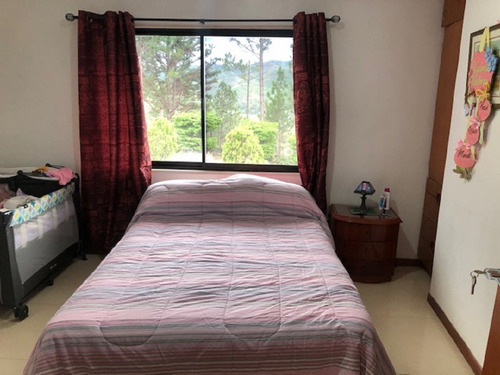 Imagen 11 de 30 de En Venta Una Espectacular Y Lujosa Quinta, Totalmente Equipada Y Amoblada, Ubicada En Bosque Valle.
