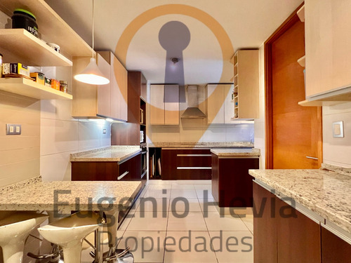 Departamento En Vitacura / Tabancura / Las Hualtatas