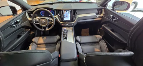 Xc60 Recharge Ultra Dark T8