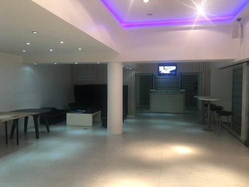 Imagen 5 de 19 de Salón De Fiesta 500 M² En 2 Plantas - Ramos Mejia