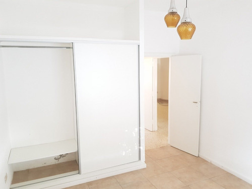 Imagen 15 de 15 de Venta - Casa En Ph Al Frente - Super Amplia - Excelente Estado