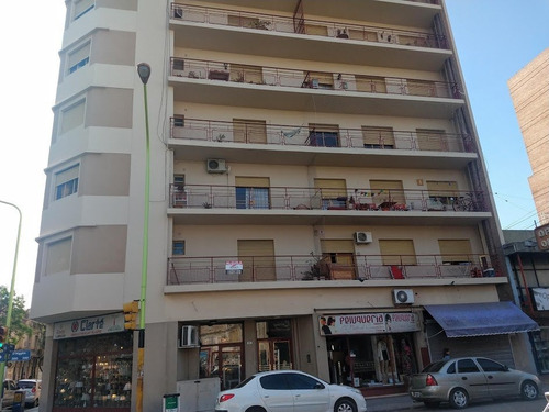 Departamento De 3 Dormitorios En Venta