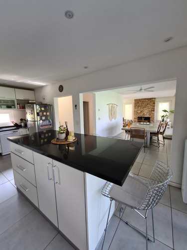 Casa En Venta A La Laguna-villanueva- Barrio San Rafael