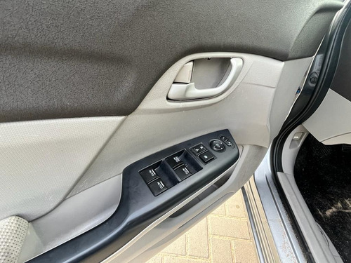 Honda Civic 1.8 Lxs At 140cv