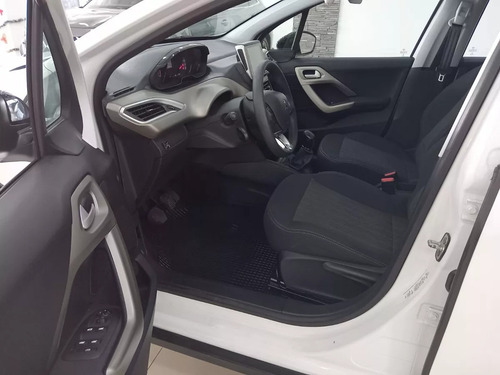 Peugeot 2008 1.6 Allure