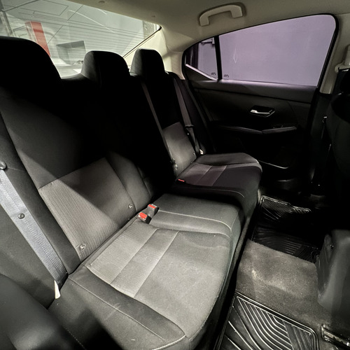 Nissan Sentra 2.0 Advance Cvt