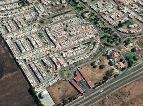 Casa En Venta, Recuperación Bancaria, Fraccionamiento Sonterra, Santiago De Queretaro , Queretaro. Laab2